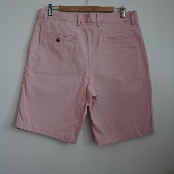 Old Navy pink shorts - Picture 6 of 8